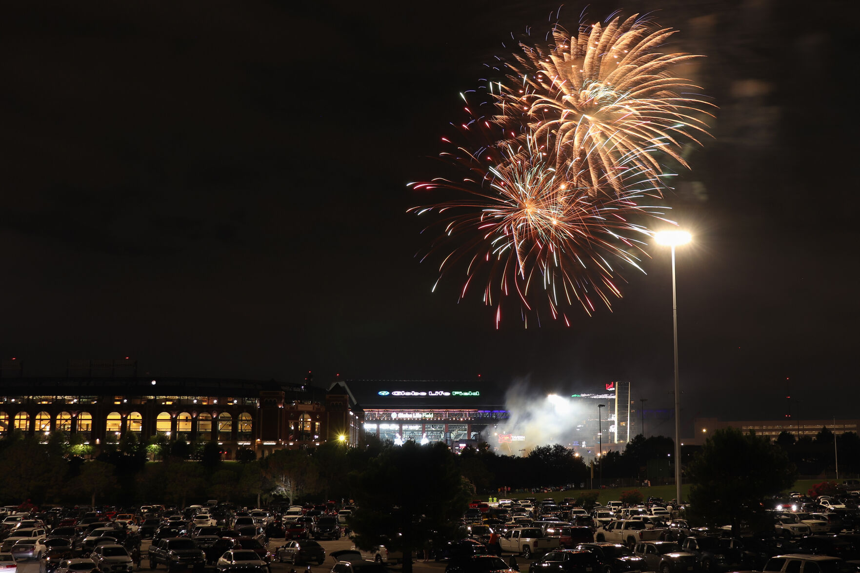 Arlington's Independence Day Fireworks illuminate the Entertainment District for the second year